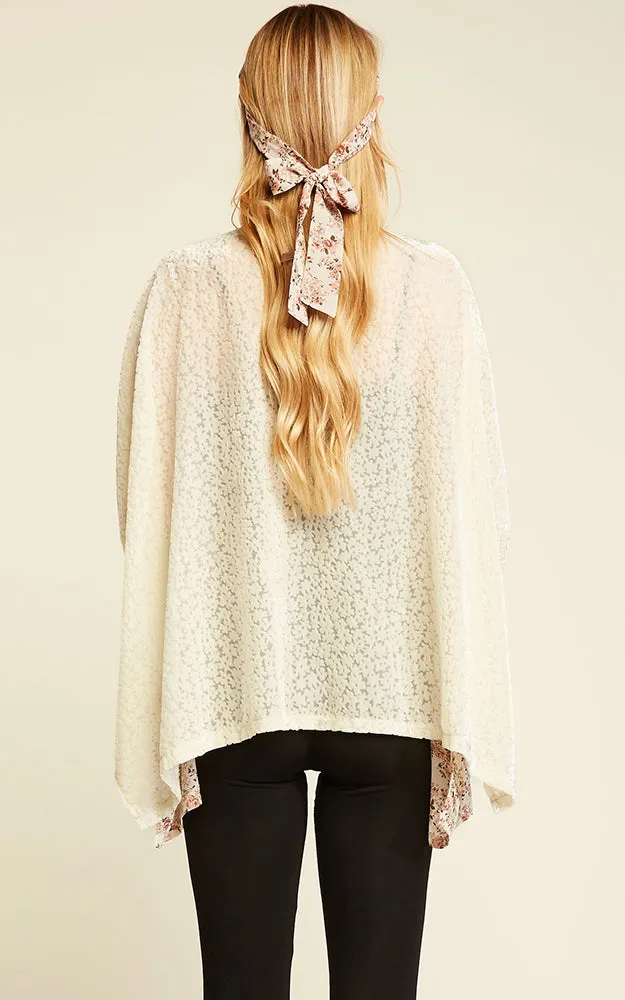 SM1968 Velvet Two Tone Shirred Shoulder Kimono